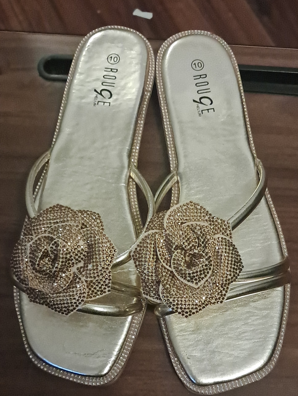 Rouge Helium Gold Floral Rhinestone Slide Sandals